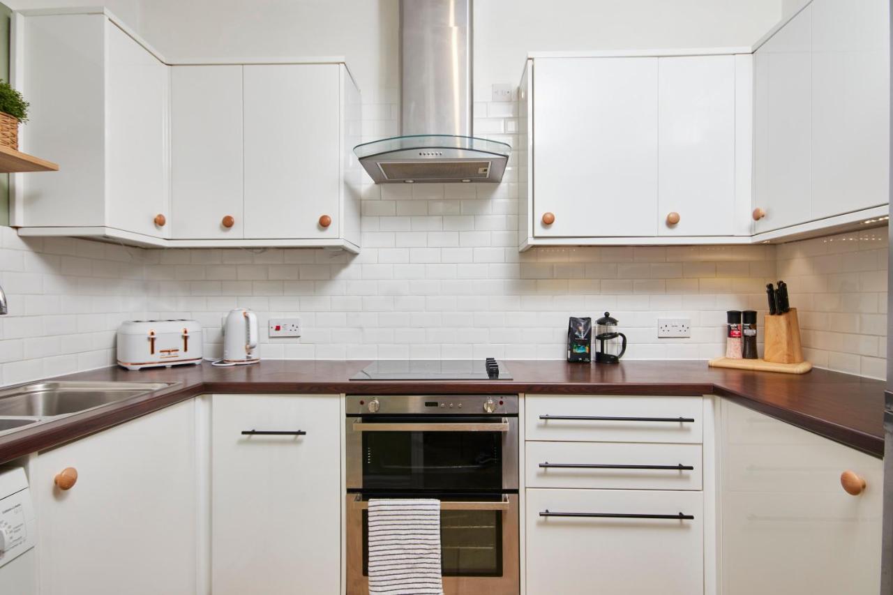 Wonderful Apartment In Bath With Garden - Sleeps 8 Esterno foto