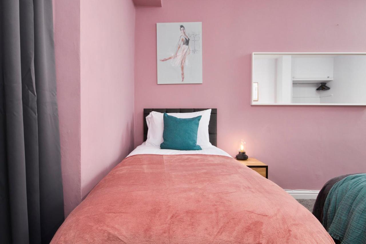 Wonderful Apartment In Bath With Garden - Sleeps 8 Esterno foto